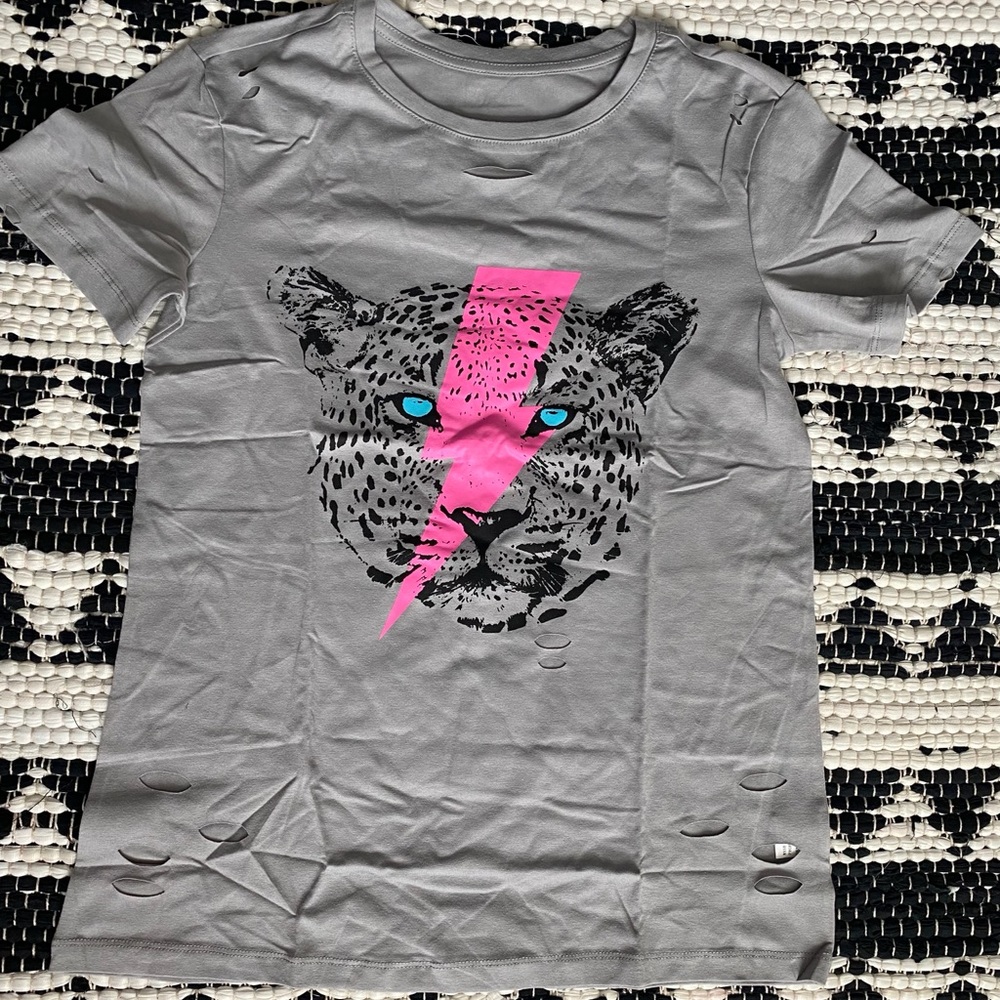 Distressed graphic tee